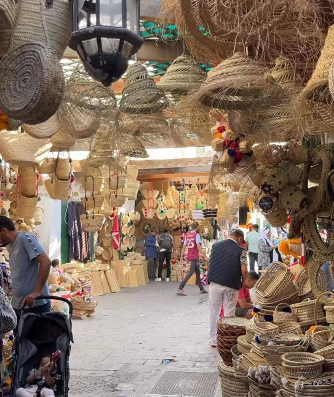 Joli Appart Avec Terrasse Au Centre Ville Tétouan Ngoại thất bức ảnh
