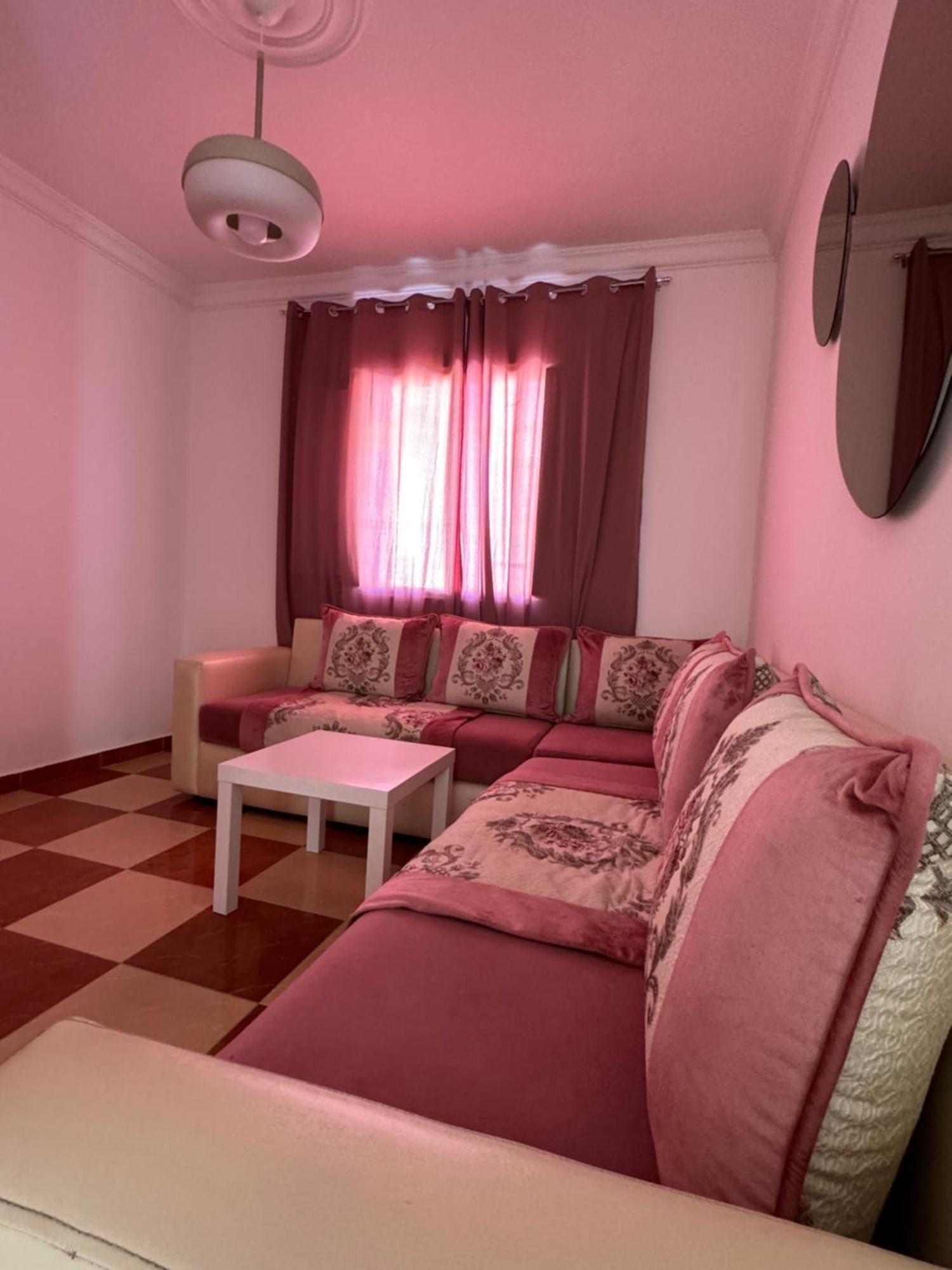 Joli Appart Avec Terrasse Au Centre Ville Tétouan Ngoại thất bức ảnh
