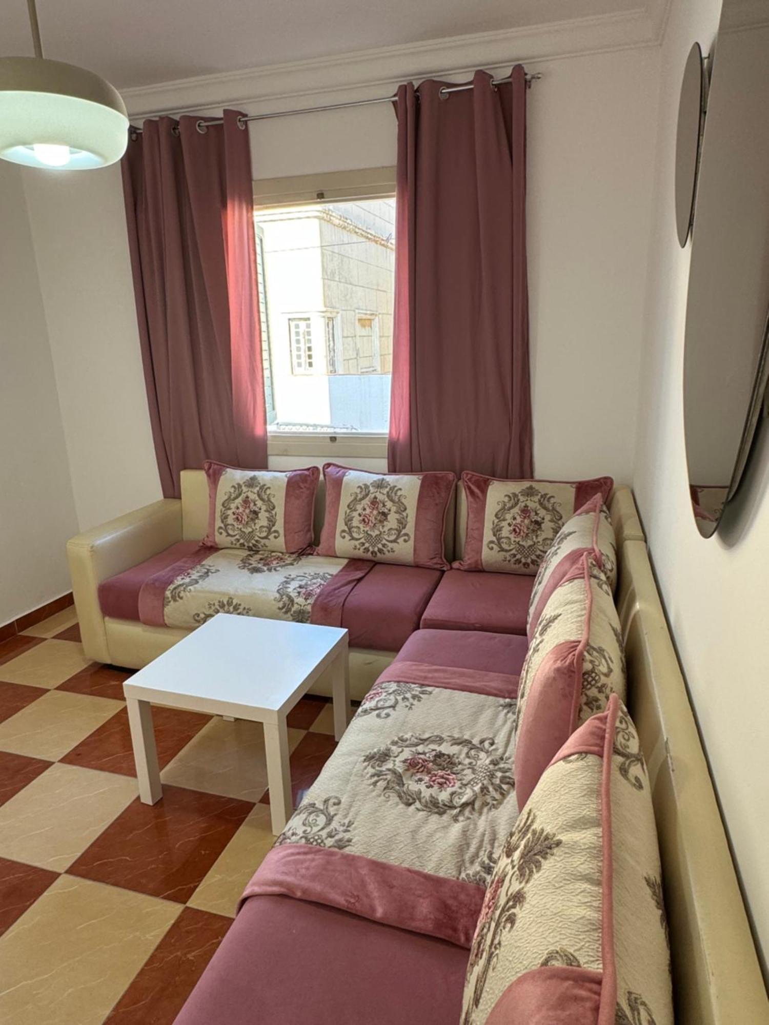 Joli Appart Avec Terrasse Au Centre Ville Tétouan Ngoại thất bức ảnh