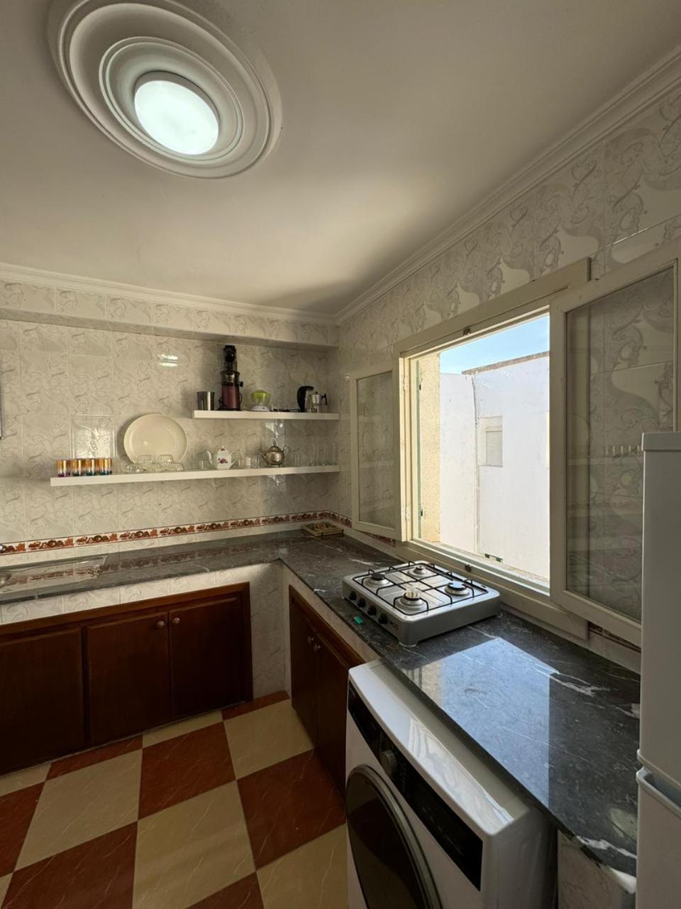 Joli Appart Avec Terrasse Au Centre Ville Tétouan Ngoại thất bức ảnh