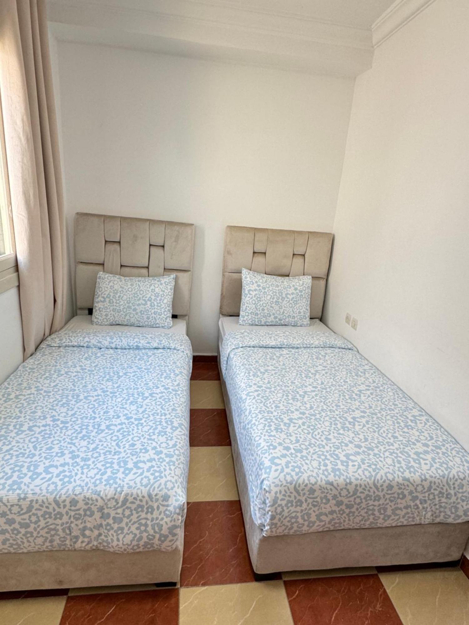 Joli Appart Avec Terrasse Au Centre Ville Tétouan Ngoại thất bức ảnh