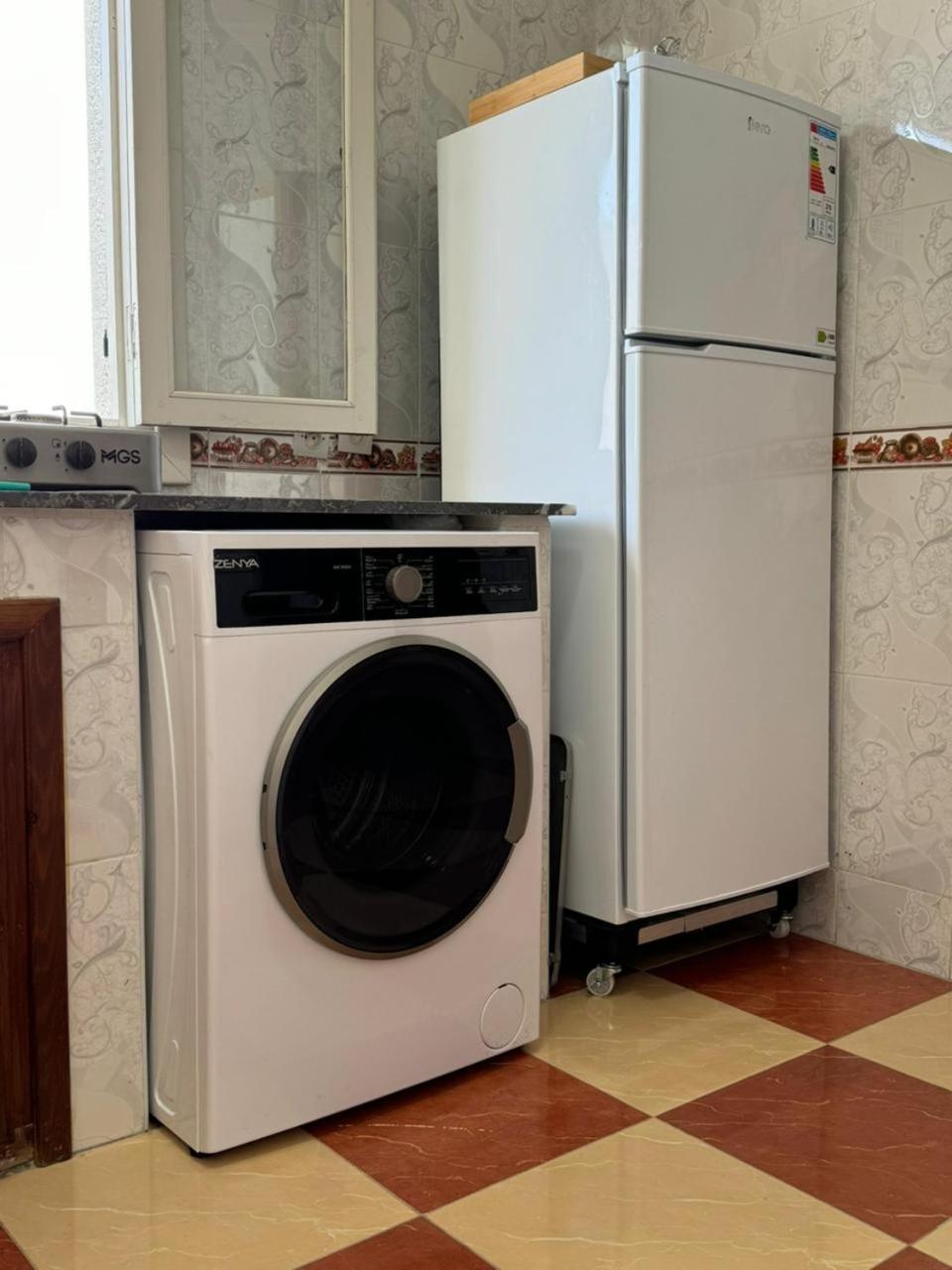 Joli Appart Avec Terrasse Au Centre Ville Tétouan Ngoại thất bức ảnh