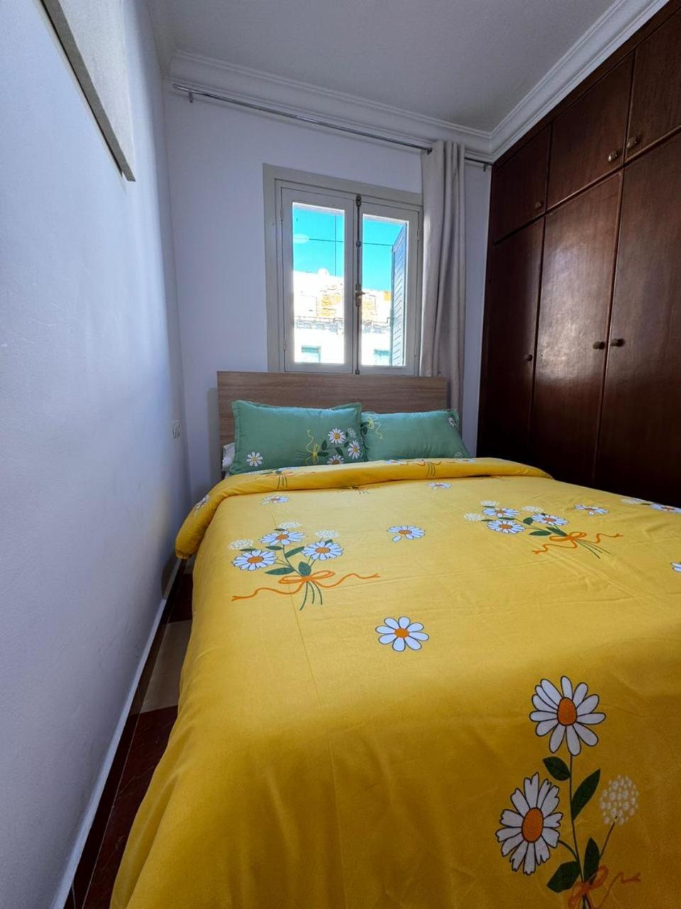 Joli Appart Avec Terrasse Au Centre Ville Tétouan Ngoại thất bức ảnh